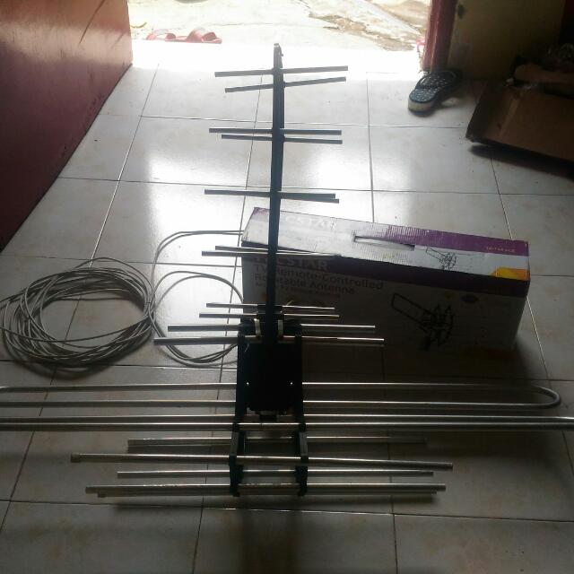 TECSTAR antena Tv Indor Dan Outdor Dengan Remote Control, Perabotan Rumah  di Carousell