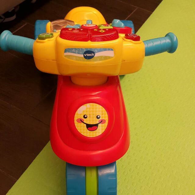 Vtech （分類：兒童玩具）位於 Hong Kong。 由 schc568 提交（商品編號 135605863，圖片 3）。簡介： 只玩過2次，功能正常，有音樂，發聲。