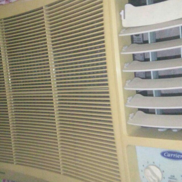 Carrier Aircon 1.5 hp manual, TV & Home Appliances, Air Conditioning