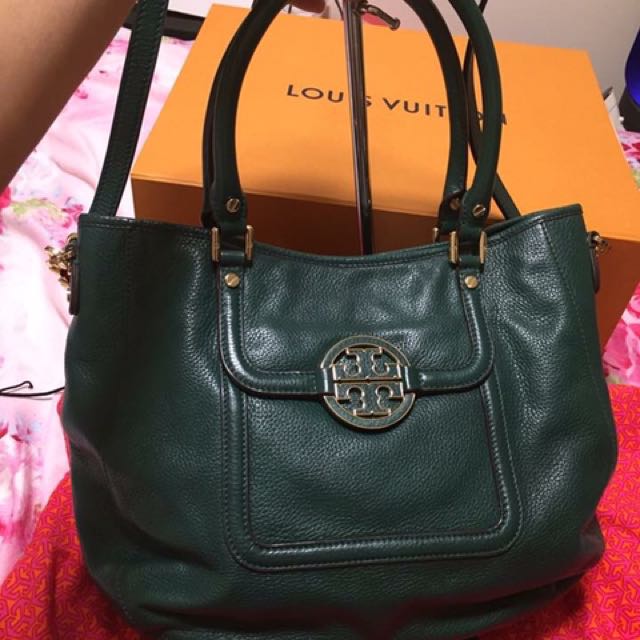 Authentic Tory Burch Two way bag Rank A very good condition # Happy  Carouween!, Luxury, Bags & Wallets on Carousell