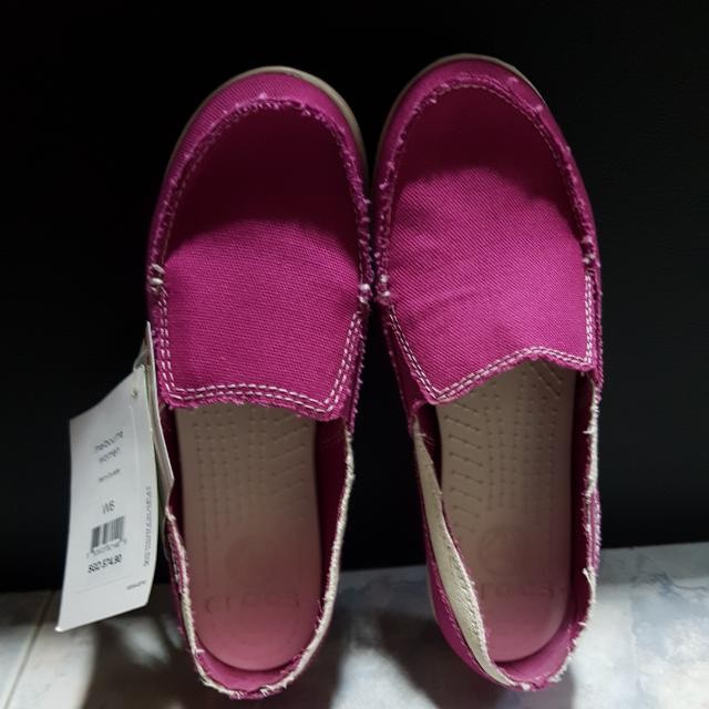 Brand New Hot Pink Crocs, Women's 