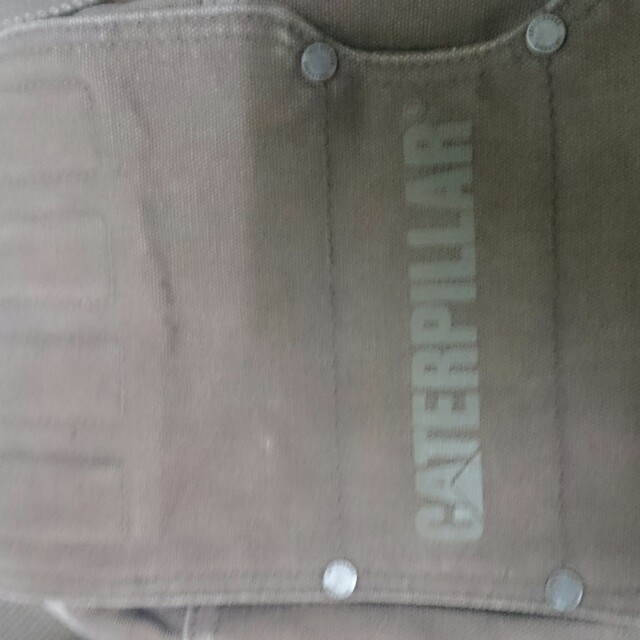 Caterpillar sling bag (Category: Wallets & Card Holders) located in Quezon City. Submitted by babayaga07 (Listing ID 135808777, Image 1). Description: Used but not abused, madumi lang slight negotiable 09777407000 hindi Lagi online.