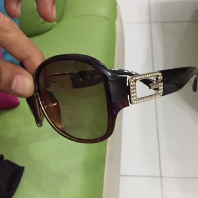 Cermin Mata Perempuan Guess Women S Fashion Accessories On Carousell