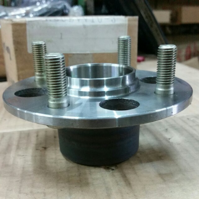 Honda Civic Rear Wheel Bearing Replacement