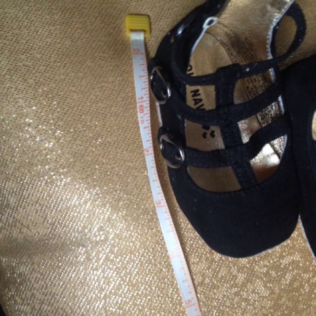 Old navy shoes canada deals
