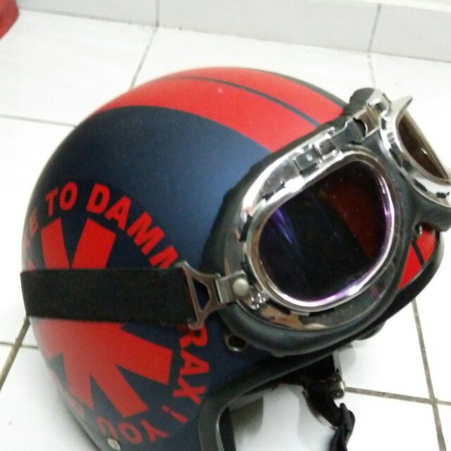 Helmet sesuai untuk sales scooter