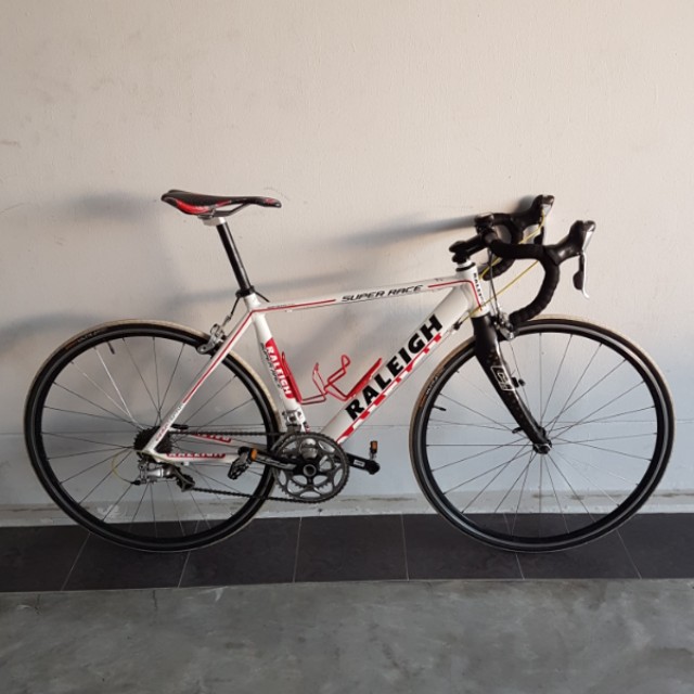 raleigh race bike