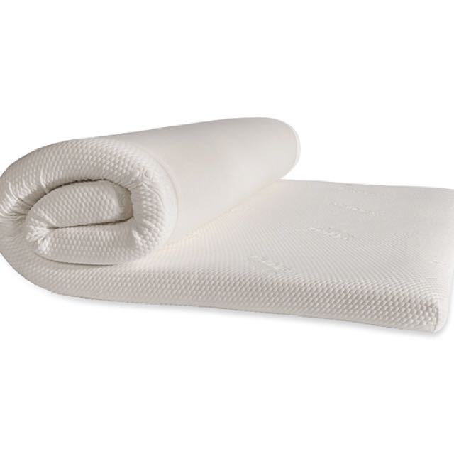 Tempur Memory Foam Topper (King Size), Furniture & Home Living