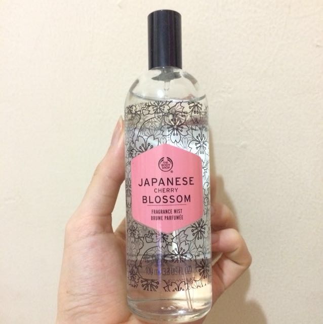 Review parfum body 2025 shop japanese cherry blossom