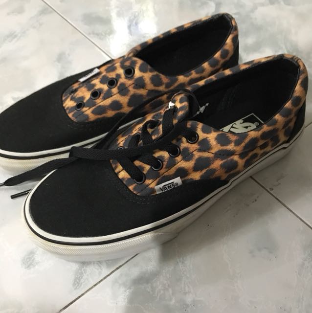 vans new era