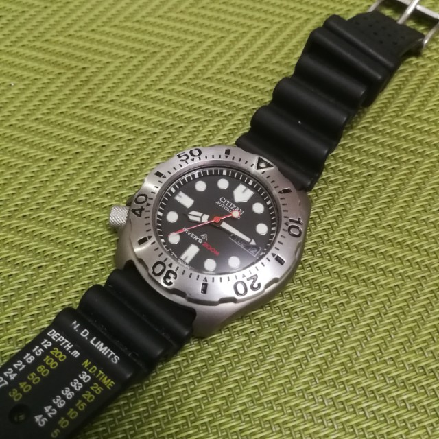 SOLD Citizen NY0054 04E Titanium Auto 200m Divers Mens Watch