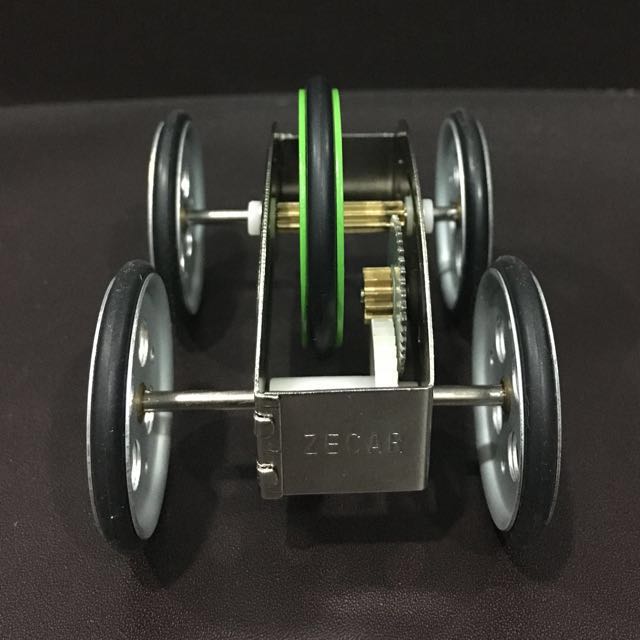 Kikkerland Zecar Stainless Steel Flywheel Car, Hobbies & Toys, Toys