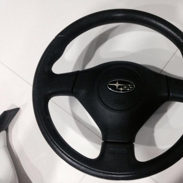 Original Subahru Wrx Momo Steering Wheel With Airbag Car