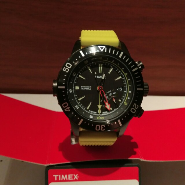 Timex intelligent hotsell quartz diver