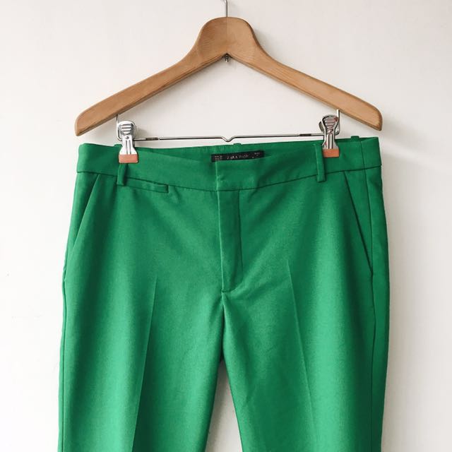 green trousers zara