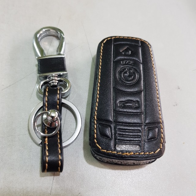 BMW Leather key holder (Category: Car Parts & Accessories) located in Quezon City. Submitted by rickstuff (Listing ID 136221348, Image 2). Description: Bmw leather key holder.