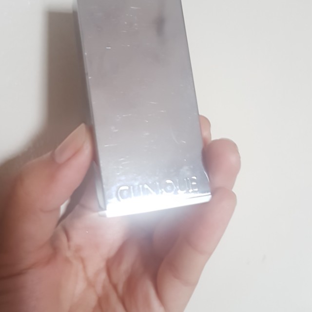 Brandbew Clinique eye shadow (Category: Makeup) located in Quezon City. Submitted by ono11 (Listing ID 136177349, Image 3). Description: .