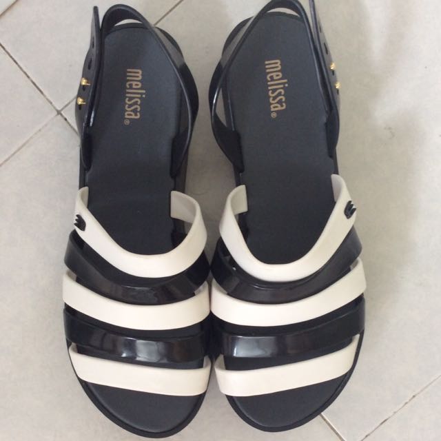 Melissa Creative flat Women s Fashion Footwear Flats on Carousell