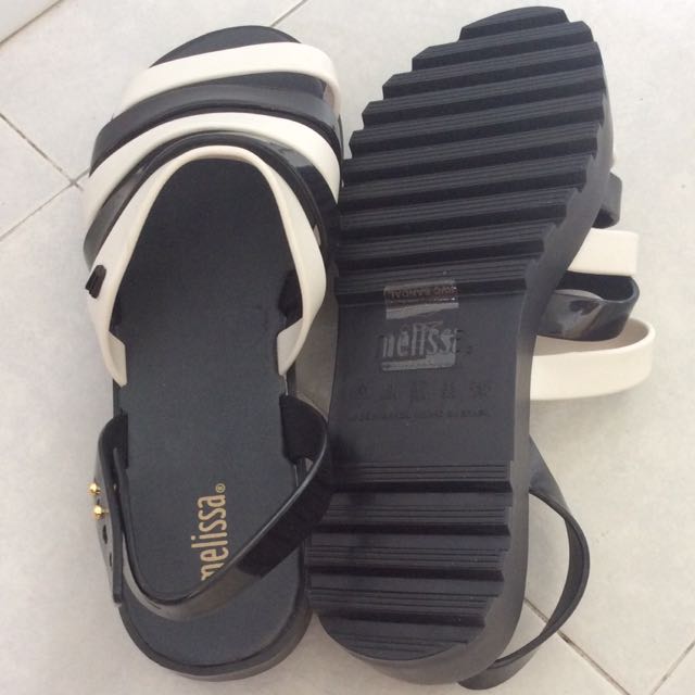 Melissa creatives flat online