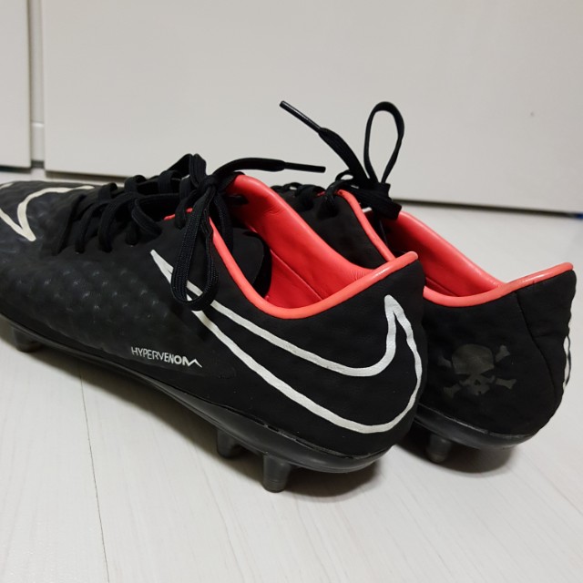 Nike PhantomVSN New De Bruyne & Coutinho Boots YouTube