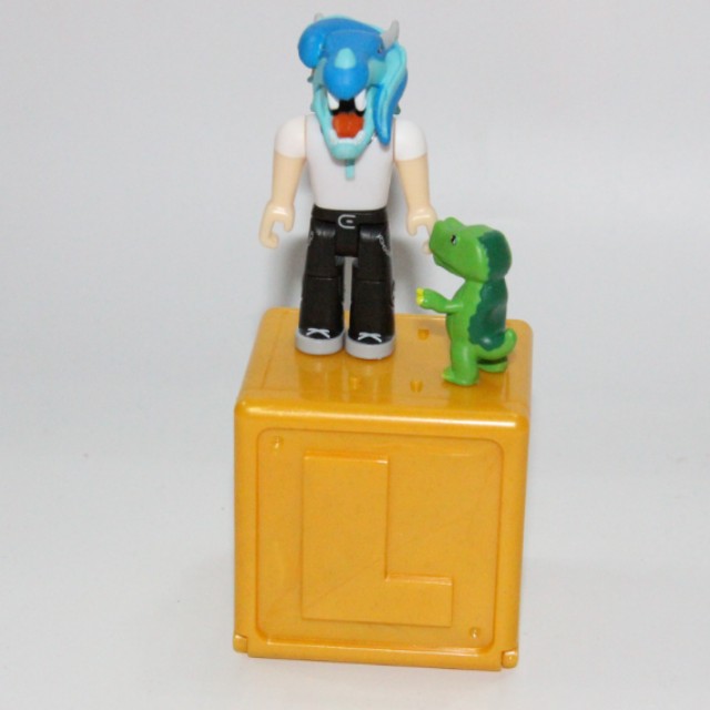 Roblox Gold Series 3 Playrobot Toys Games Bricks Figurines On Carousell - rimuru tempest roblox