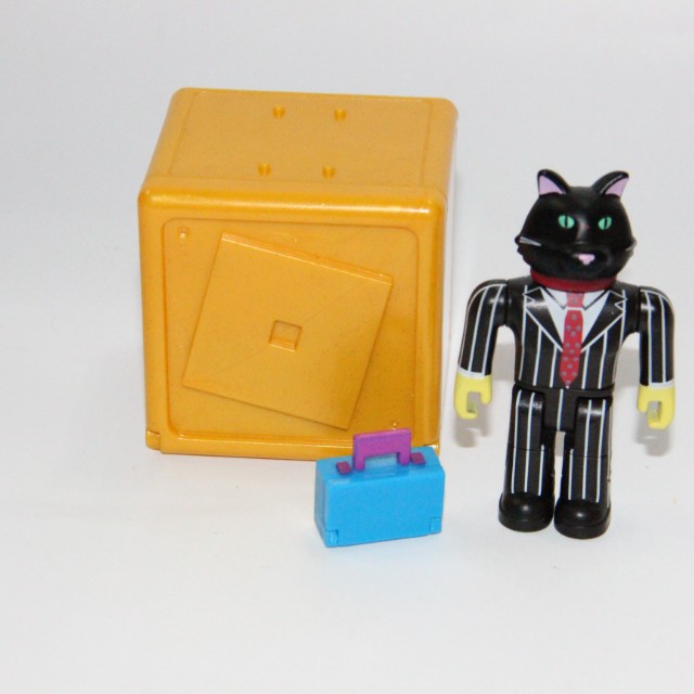 Roblox Gold Series 3 Business Cat Babies Kids Toys Walkers On Carousell - roblox business cat plush