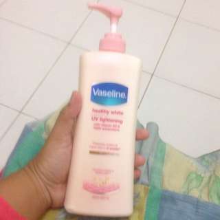 Vaseline lotion healthy white