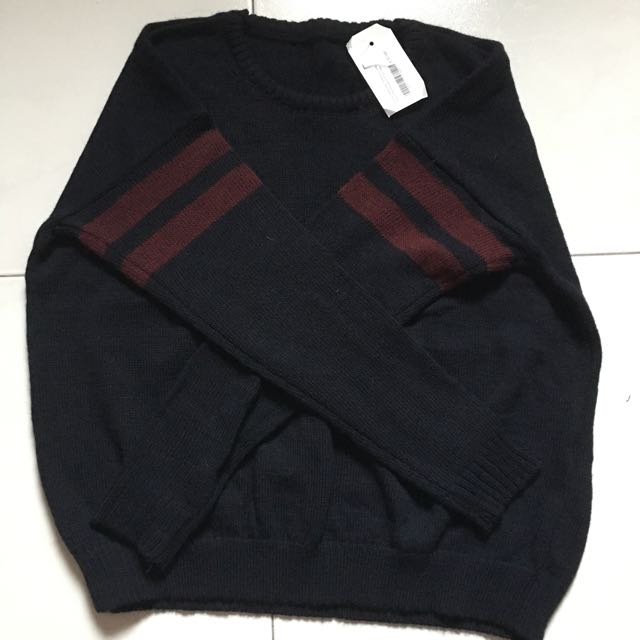 Brandy melville veena sweater top