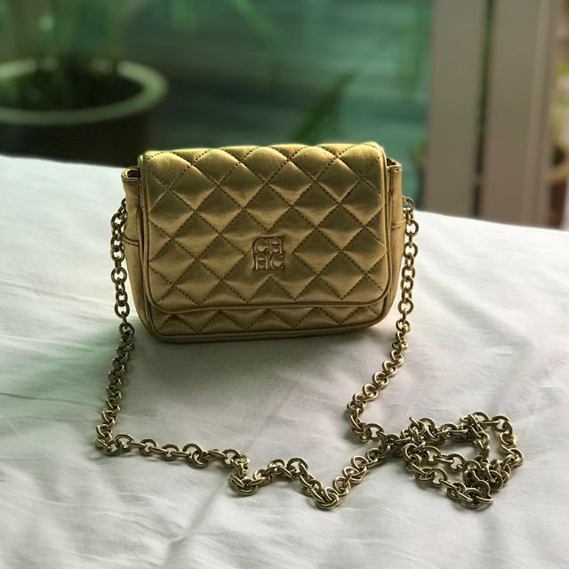 Chhc wallet sale