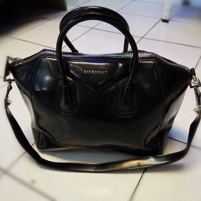 Givenchy Antigona Leather Bag Medium 