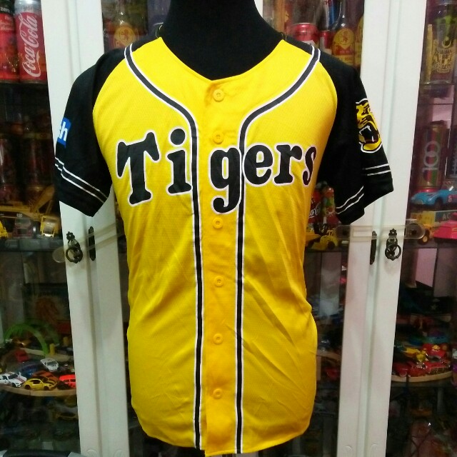 baseball jersey black and yellow