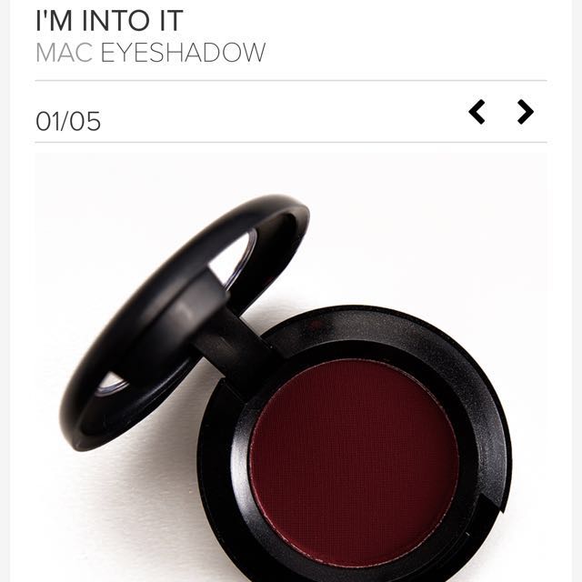 matte burgundy eyeshadow