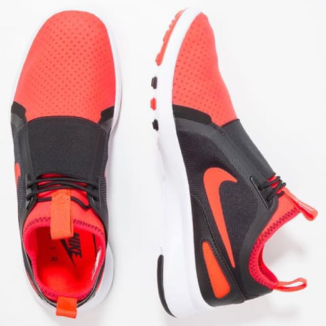 Current slip on nike clearance