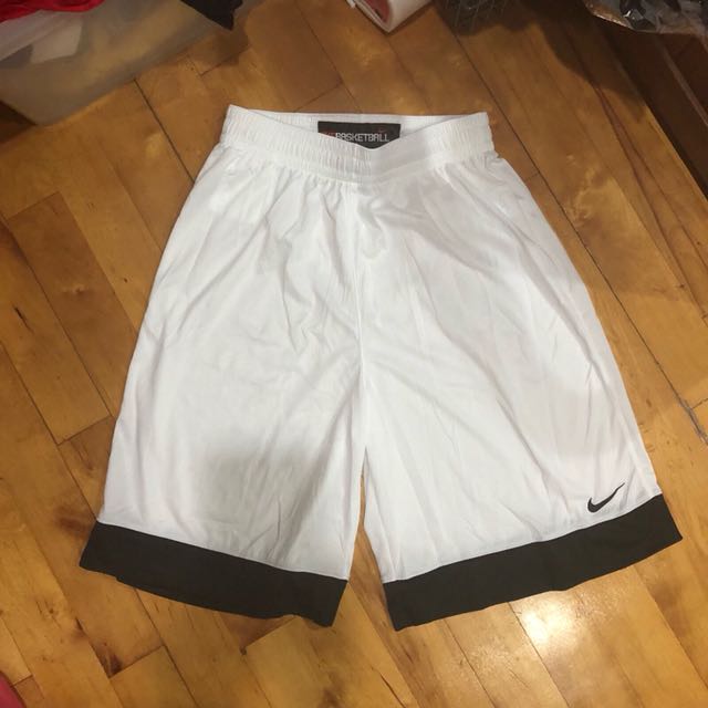 Nike white shorts, Men's Fashion, Bottoms, Shorts on Carousell