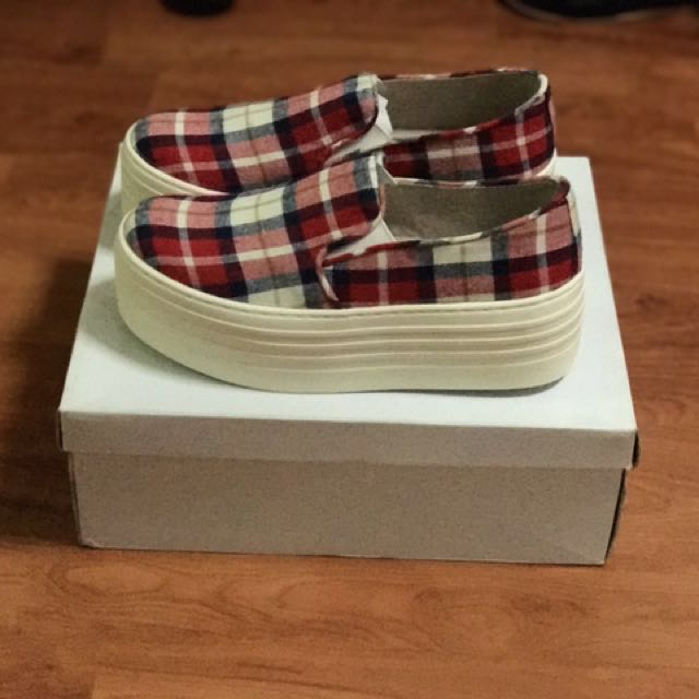 Steve madden bell platform sneakers discount