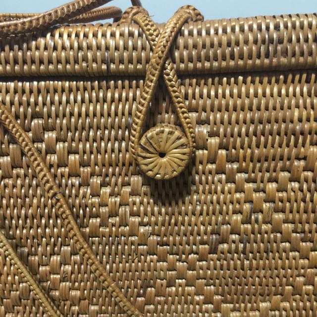 Vintage Wicker Basket Rattan Messenger Bag, Women's Fashion, Bags ...