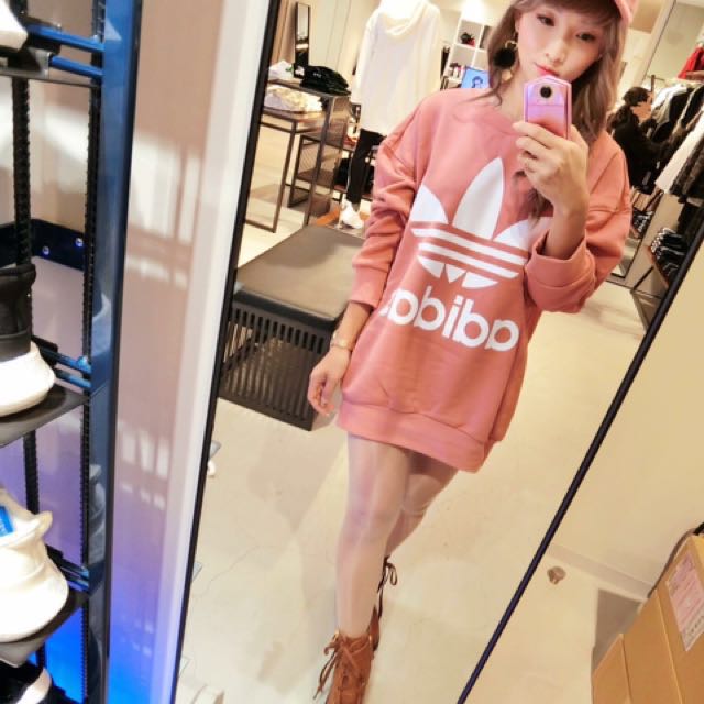 賣全新adidas 乾燥玫瑰粉棉t S號 她的時尚 上衣在旋轉拍賣