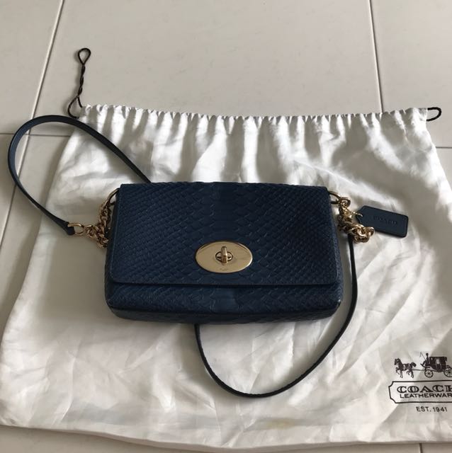 coach blue sling bag