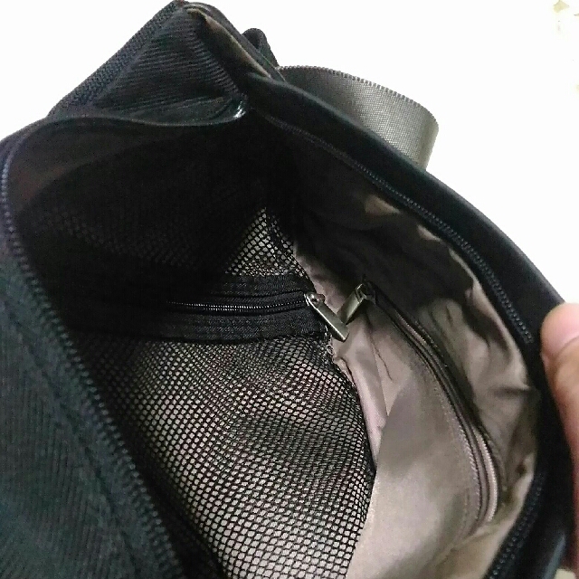 Review For  Travel Box Diagonal Shoulder Bag YV459 main image 1