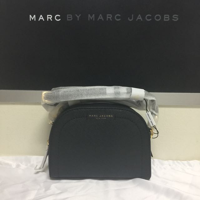 marc jacobs playback leather crossbody bag black