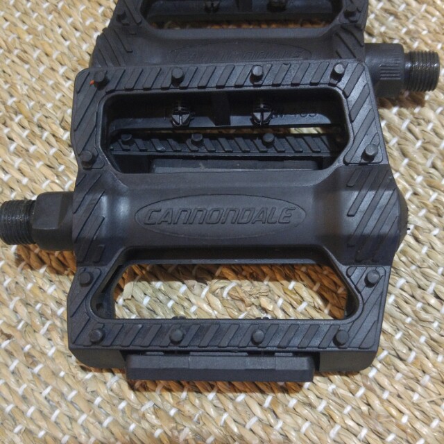 cannondale bike pedals