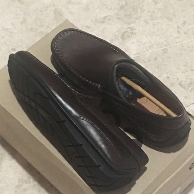 ecco melbourne slip on