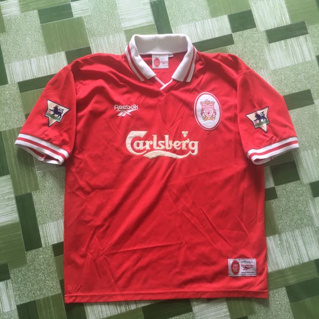 Jersey reebok liverpool FC vintage, Fesyen Pria, Pakaian di Carousell