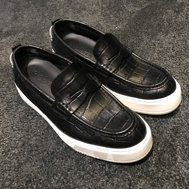 Louis Vuitton LV loafer, Luxury, Apparel on Carousell