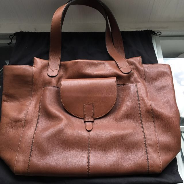Massimo Dutti tote bag, Luxury, Bags & Wallets on Carousell