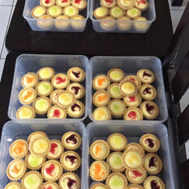 mix cheese tarts, Food & Drinks, Homemade Bakes on Carousell