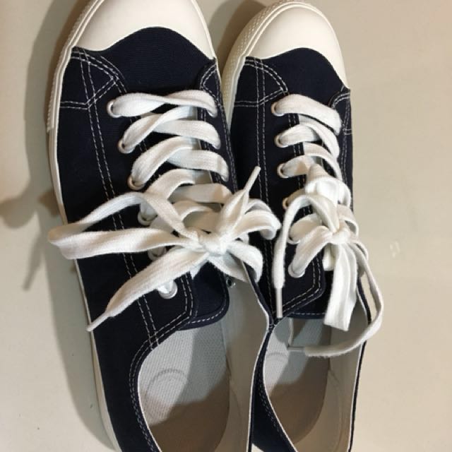 muji water repellent sneakers