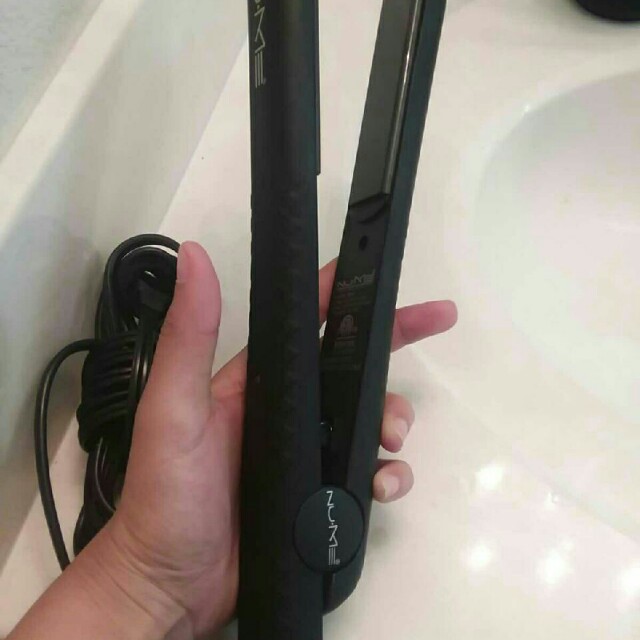 Nume Hair Straightener Health Beauty Hair Care On Carousell