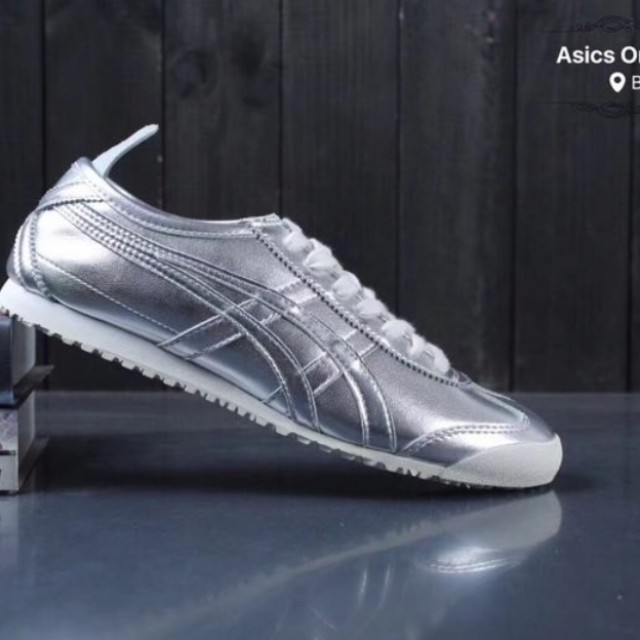 onitsuka tiger silver shoes