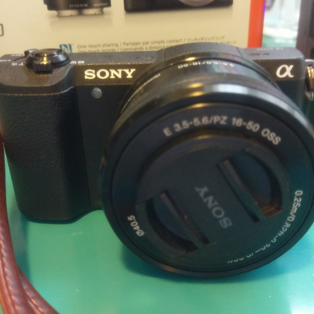 Sony a5100 e mount apsc, 攝影器材, 鏡頭及裝備 Carousell